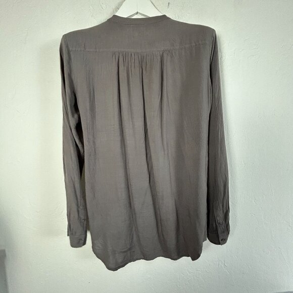 Sundance Womens Gray Pleated Button Front Long Sleeve Blouse Top Small Casual - Picture 2 of 8